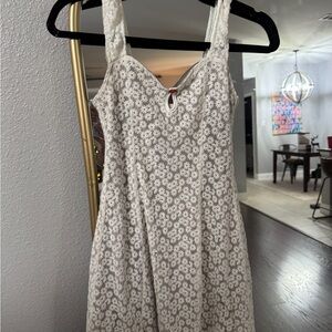 Aeropostale Cream Floral Lace Top